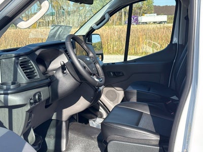 2026 Ford Transit-350 XL