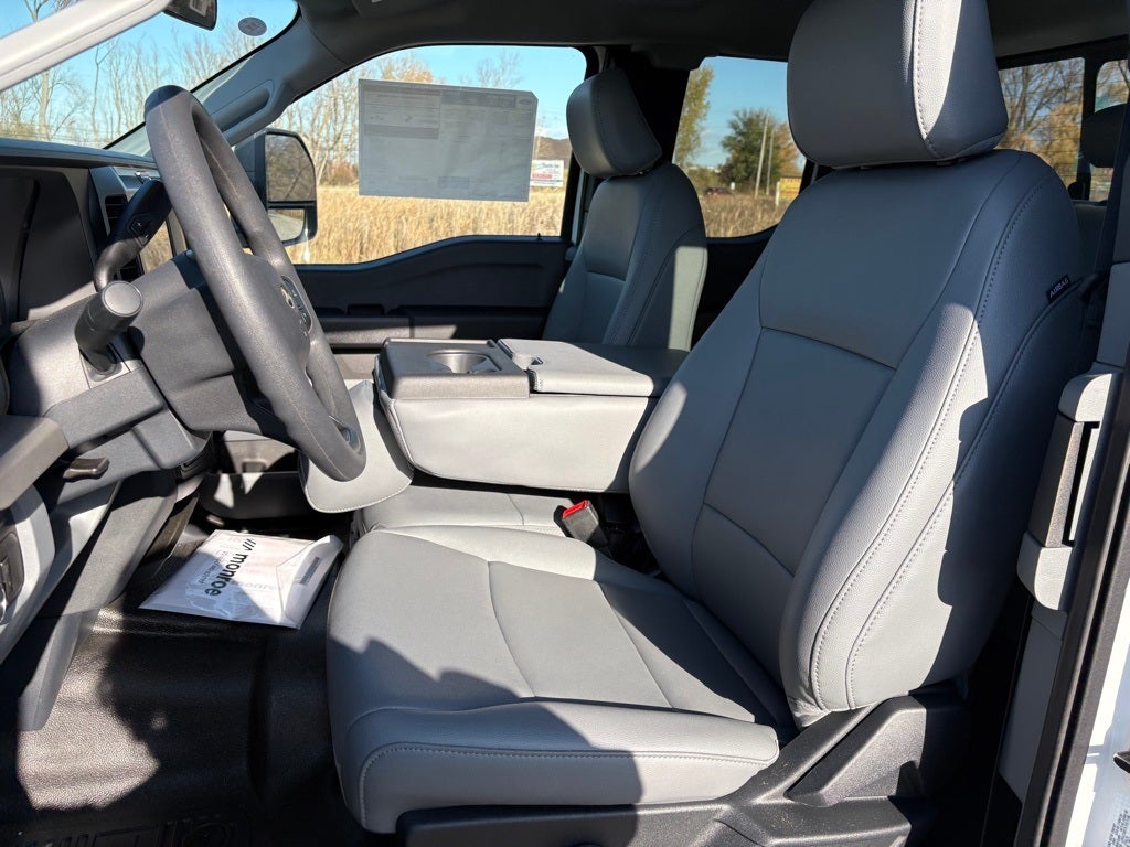 2025 Ford F-350SD XL DRW