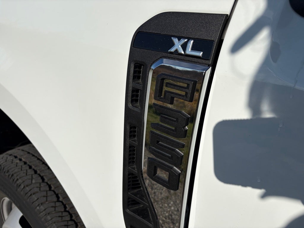 2025 Ford F-350SD XL DRW