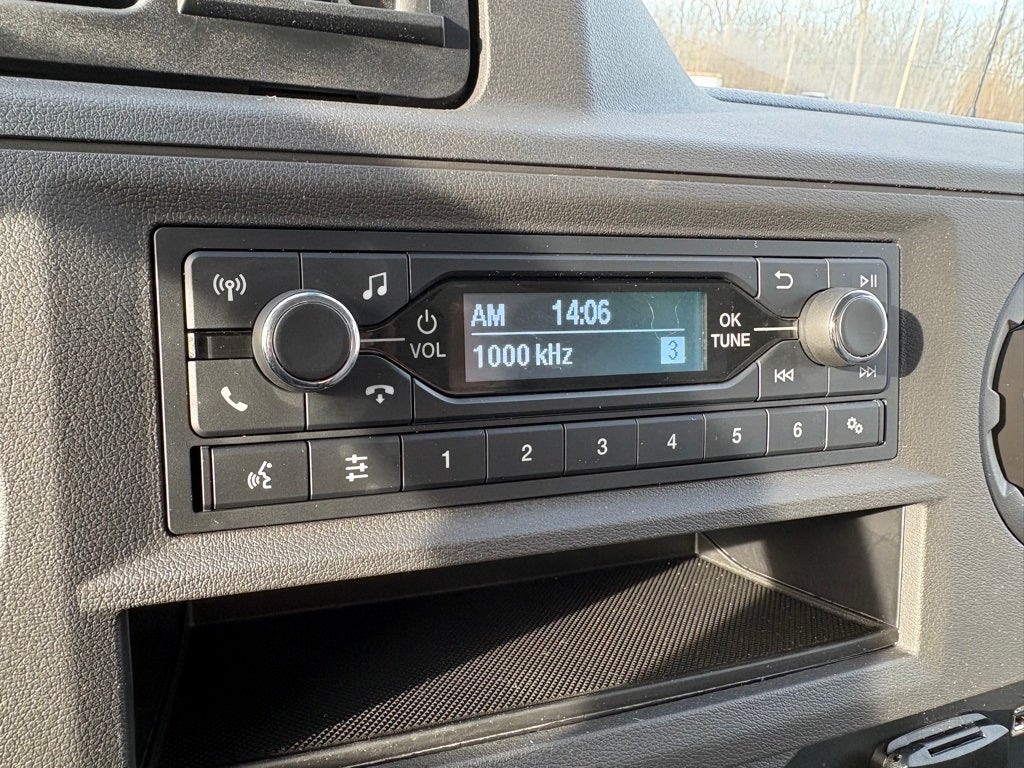 2026 Ford E-350SD Base Cutaway