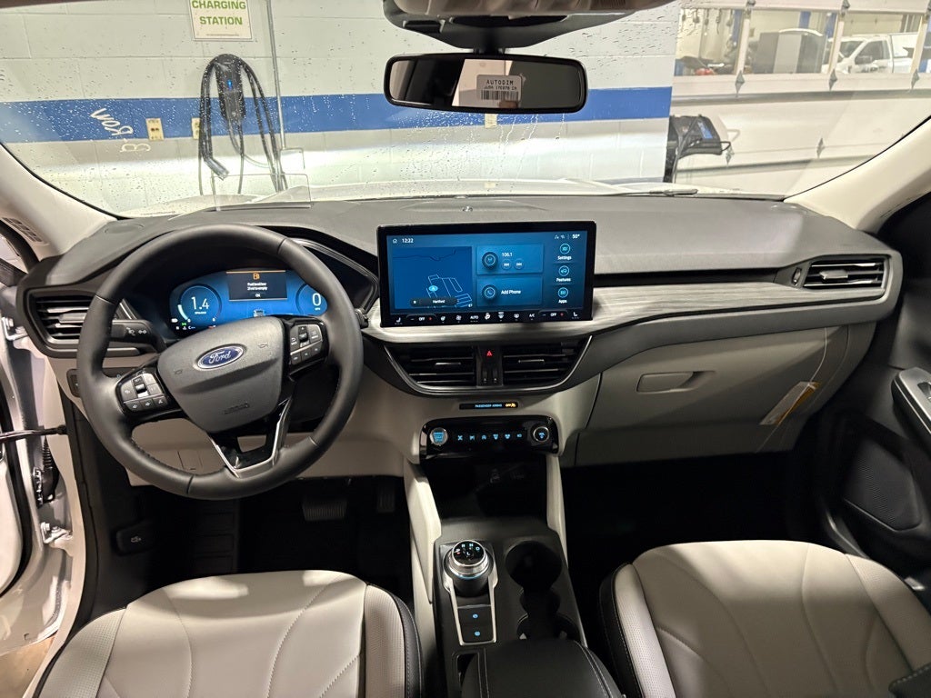 2026 Ford Escape Platinum