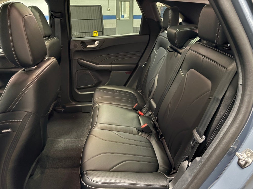 2026 Ford Escape Platinum