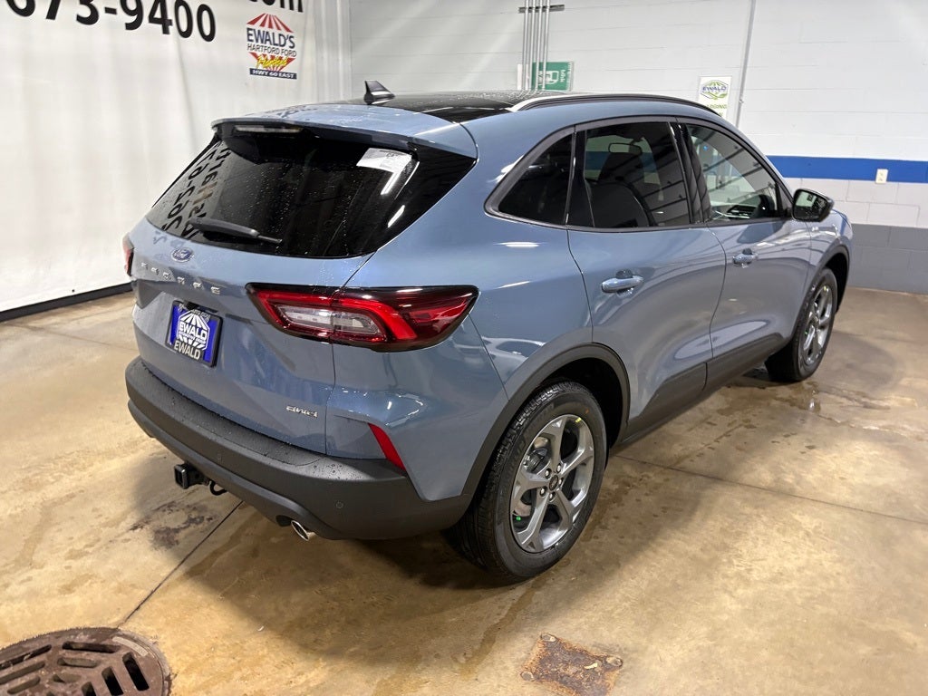 2026 Ford Escape ST-Line Select
