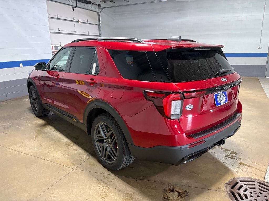 2027 Ford Explorer ST-Line