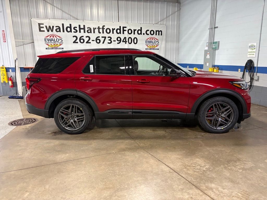 2027 Ford Explorer ST-Line