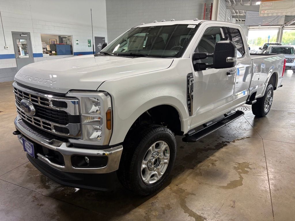 2026 Ford F-350SD XLT
