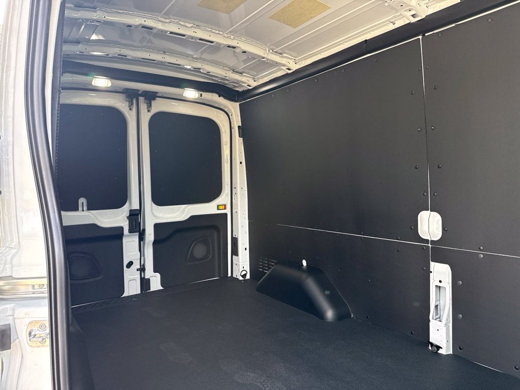 2027 Ford Transit-250 Base