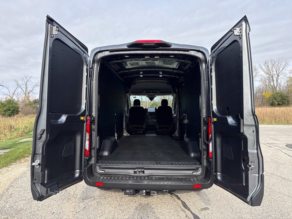 2027 Ford Transit-250 Base