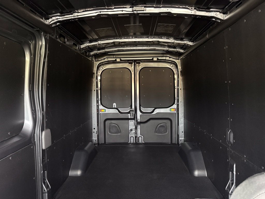 2027 Ford Transit-250 Base