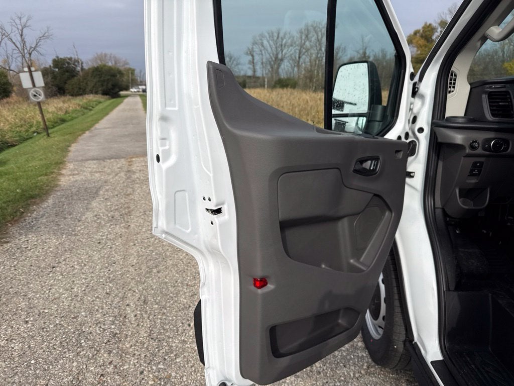 2027 Ford Transit-250 Base