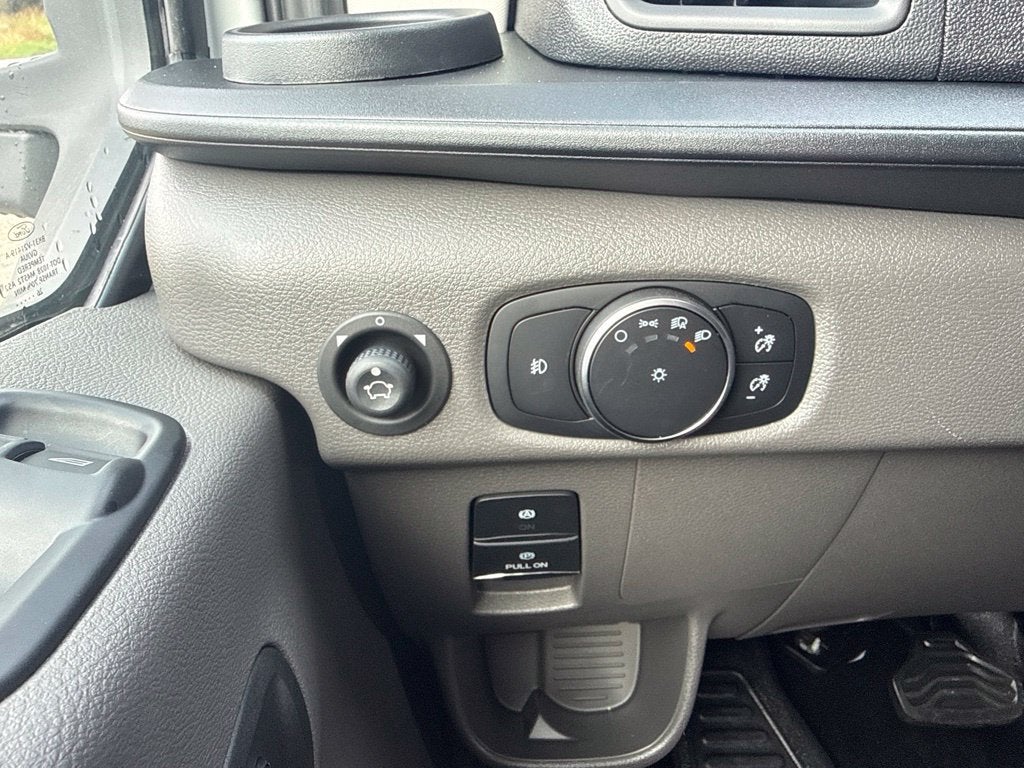 2027 Ford Transit-350 Base