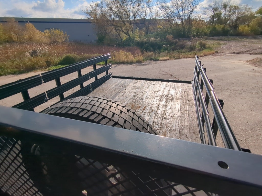 2014 Ford F-450SD XLT DRW STAKE BED