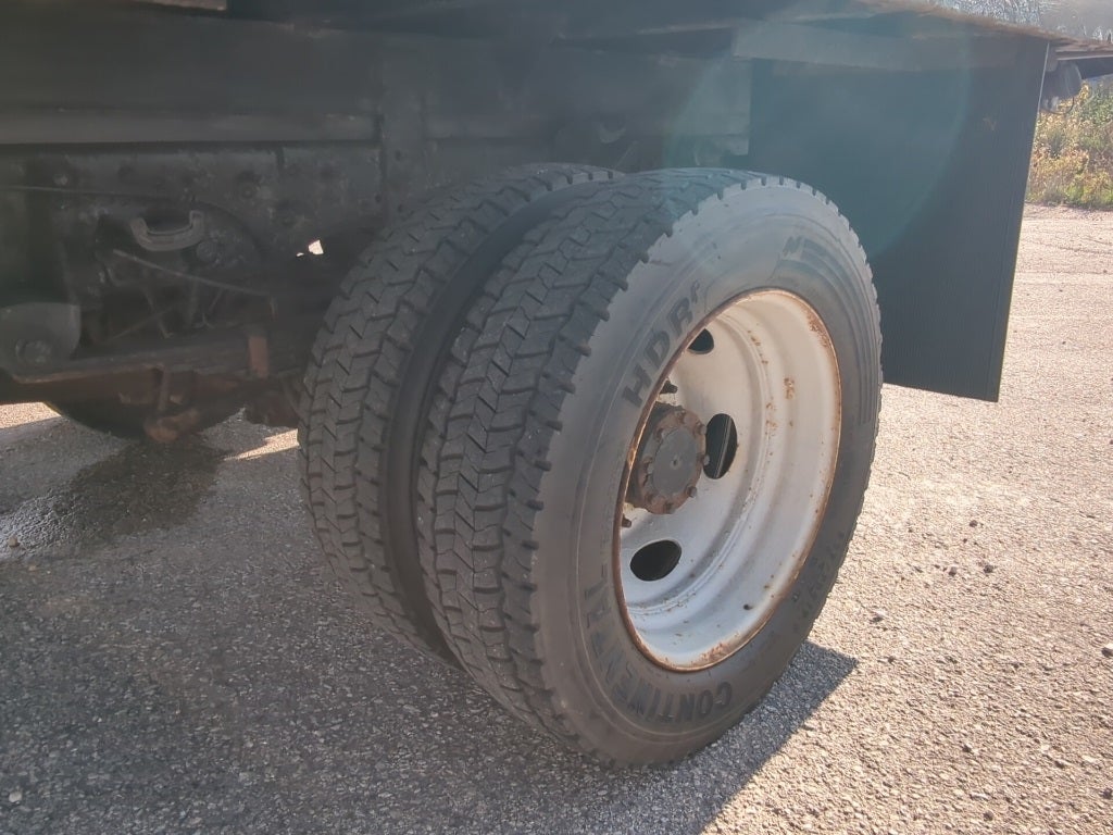 2014 Ford F-450SD XLT DRW STAKE BED