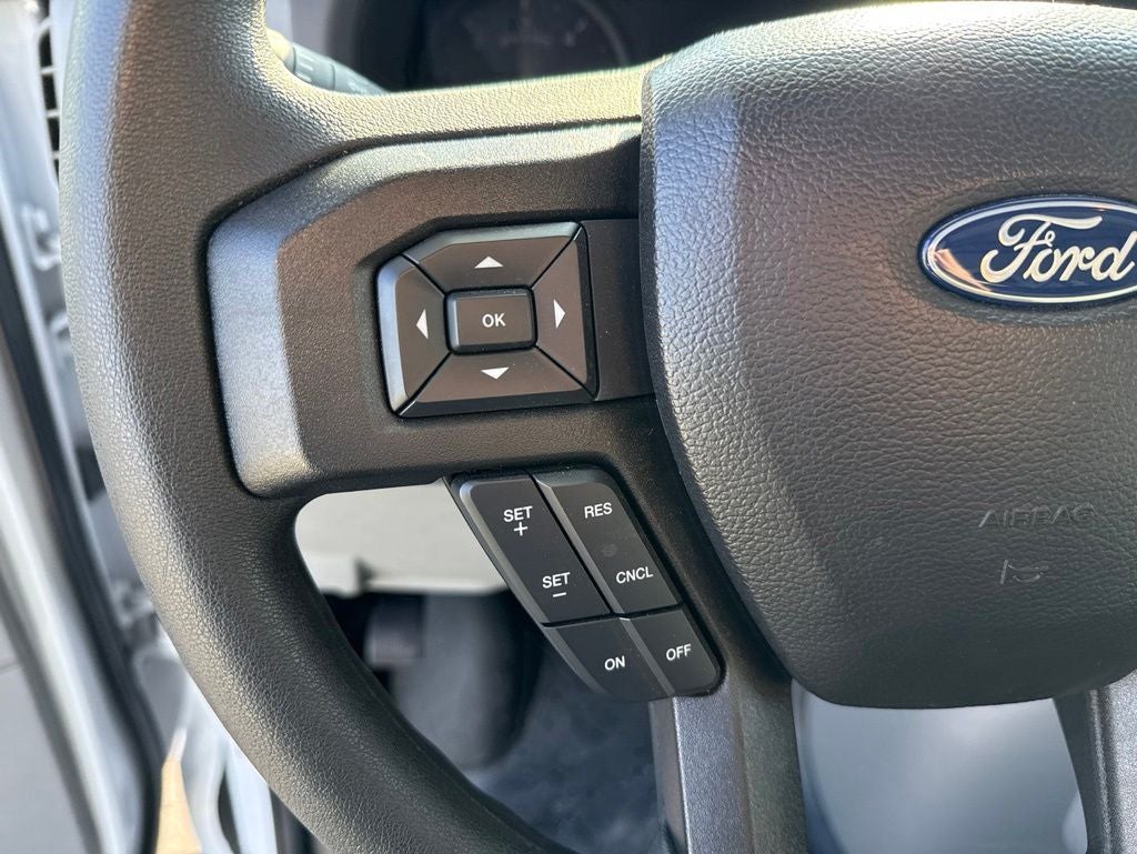 2025 Ford E-350SD Base Cutaway