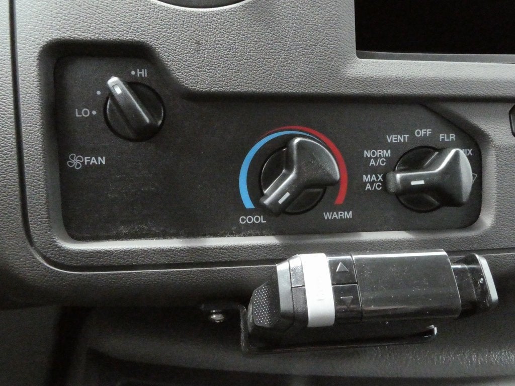 2025 Ford E-350SD Base Cutaway