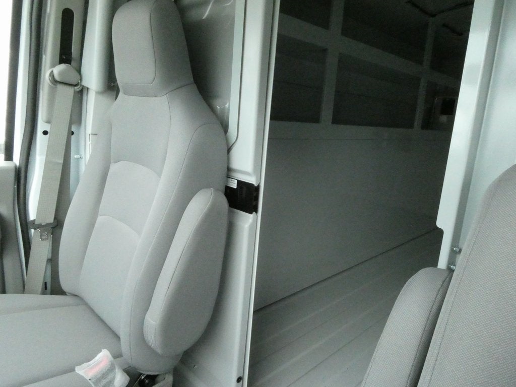 2025 Ford E-350SD Base Cutaway