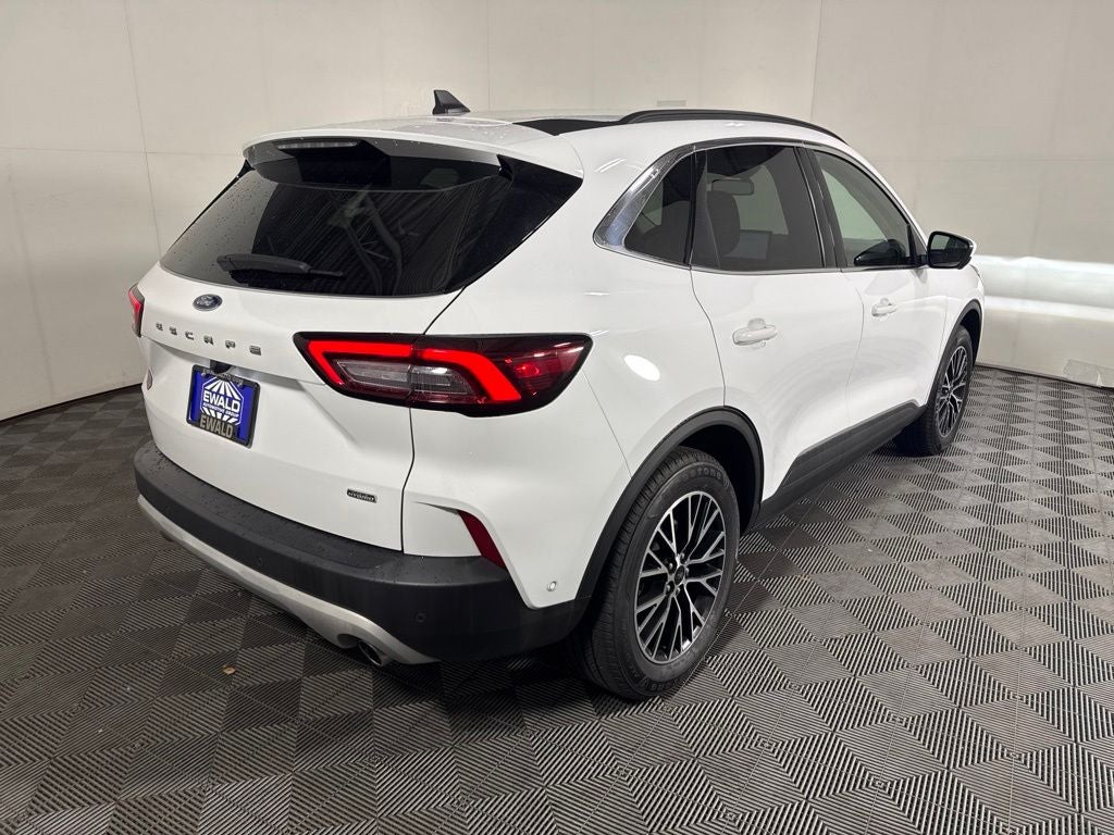 2023 Ford Escape Plug-In Hybrid Base