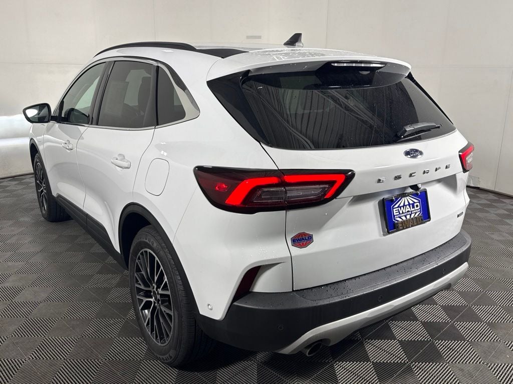 2023 Ford Escape Plug-In Hybrid Base