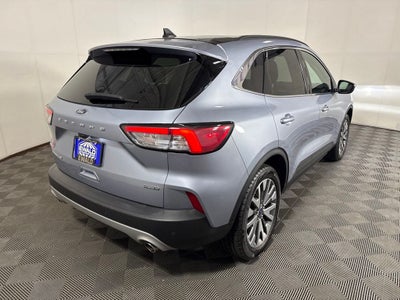 2022 Ford Escape Hybrid Titanium
