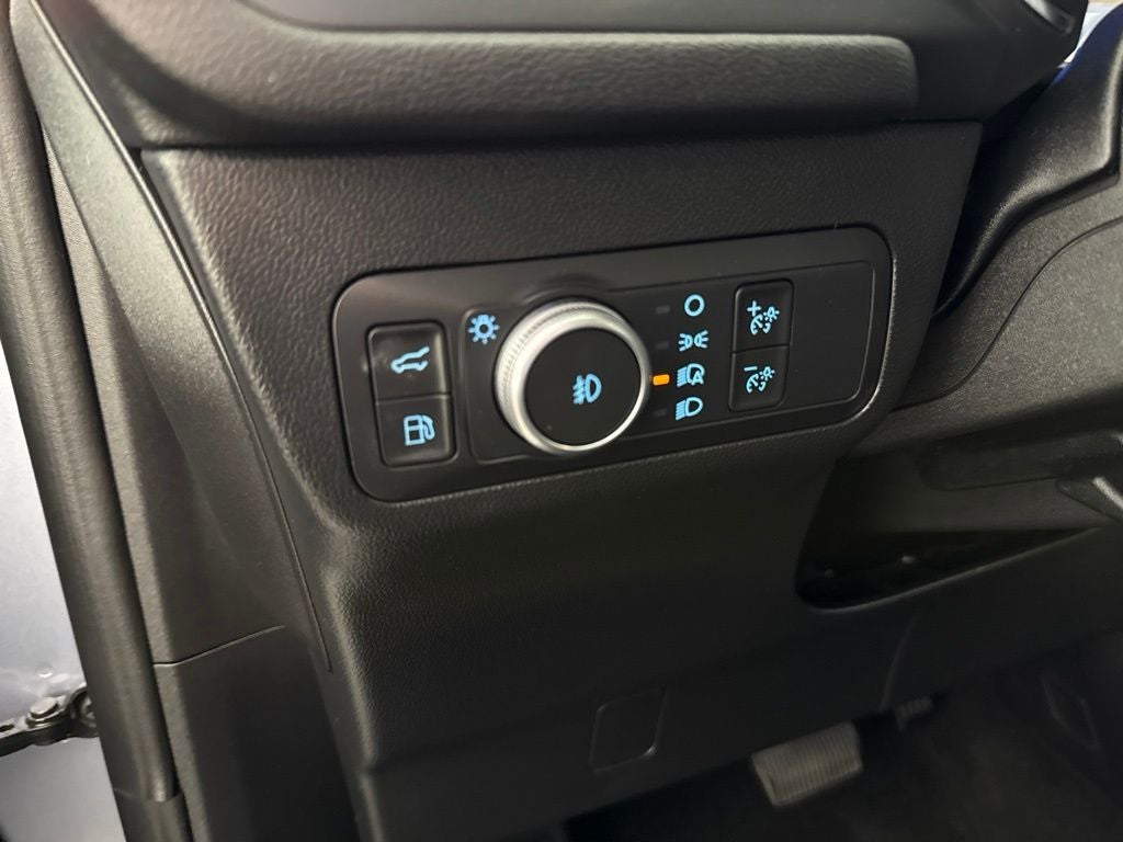 2022 Ford Escape Hybrid Titanium