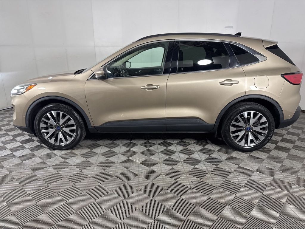 2020 Ford Escape Hybrid Titanium