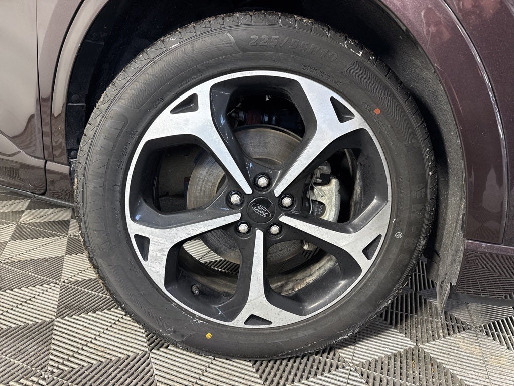 2023 Ford Escape Hybrid ST-Line Elite