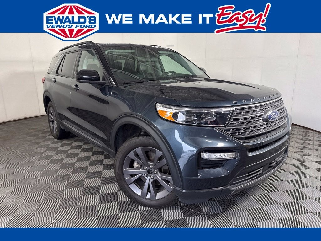 2023 Ford Explorer XLT