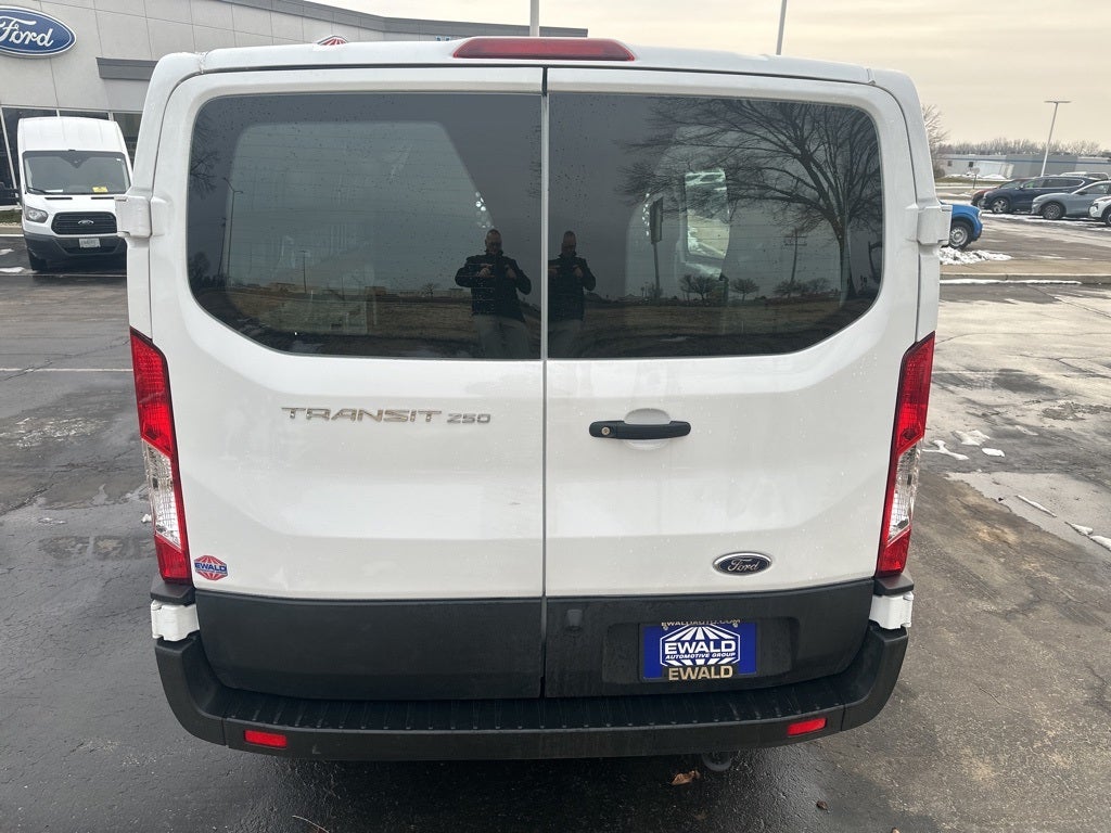 2023 Ford Transit-250 Base