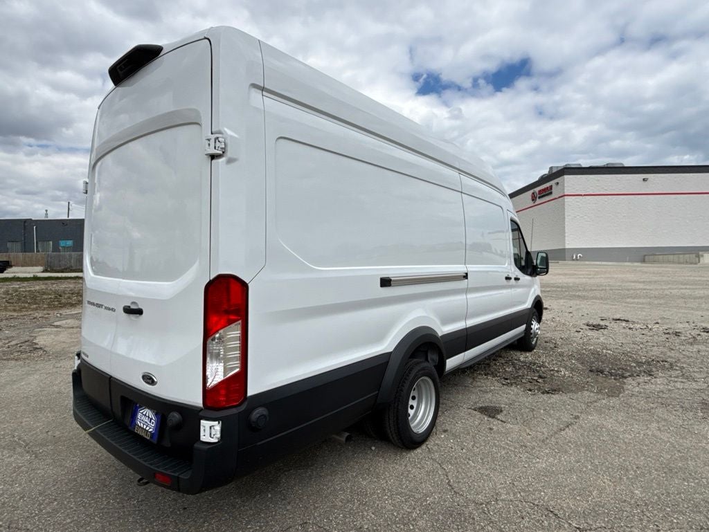 2022 Ford Transit-350 Base