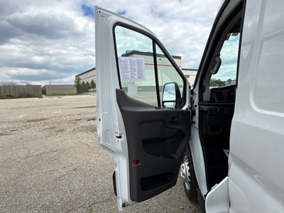2022 Ford Transit-350 Base