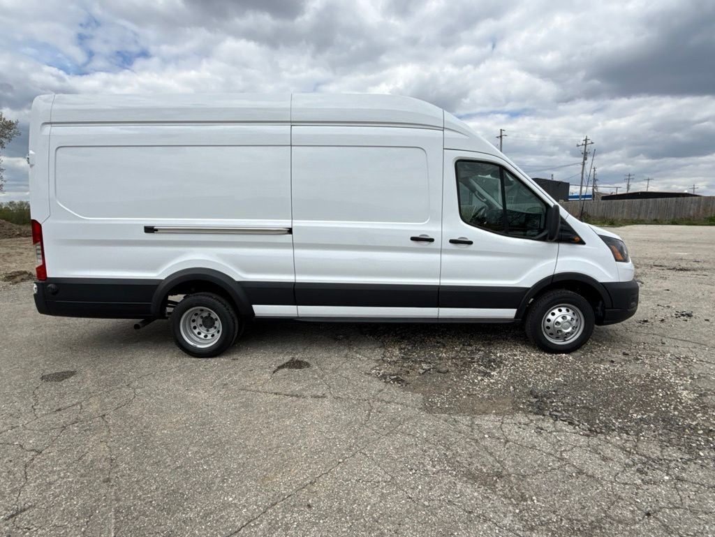 2022 Ford Transit-350 Base