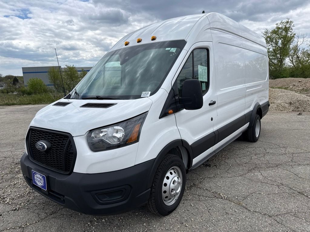 2022 Ford Transit-350 Base