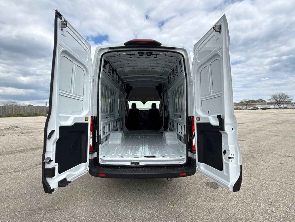 2022 Ford Transit-350 Base