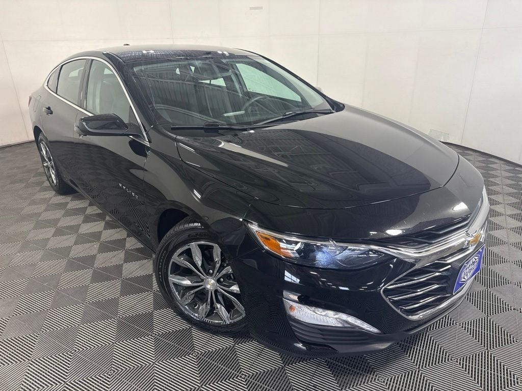 Used 2021 Chevrolet Malibu LT with VIN 1G1ZD5ST7MF086757 for sale in Cudahy, WI