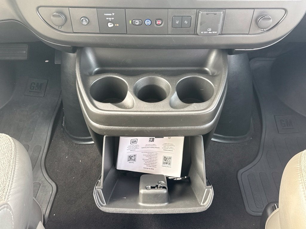 2025 Chevrolet Express 3500 LT Passenger