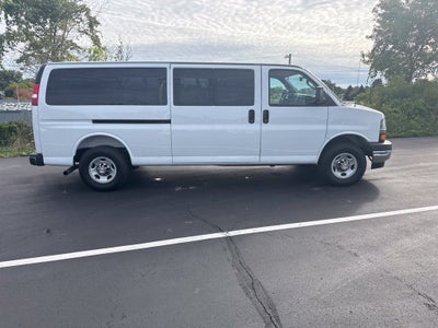 2025 Chevrolet Express 3500 LT Passenger