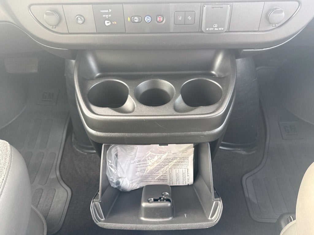 2025 Chevrolet Express 3500 LT Passenger