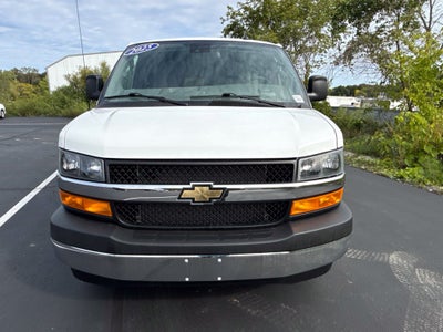 2025 Chevrolet Express 3500 LT Passenger