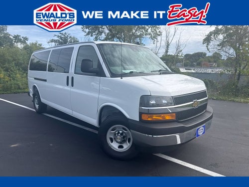 2025 Chevrolet Express 3500 LT Passenger
