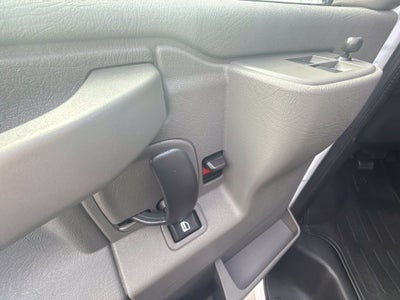 2025 Chevrolet Express 3500 LT Passenger