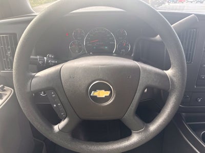 2025 Chevrolet Express 3500 LT Passenger