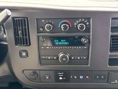 2025 Chevrolet Express 3500 LT Passenger