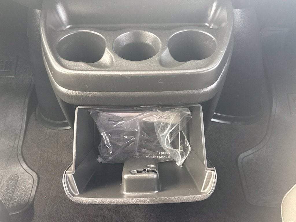 2025 Chevrolet Express 3500 LT Passenger