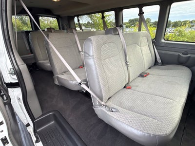 2025 Chevrolet Express 3500 LT Passenger