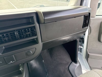 2025 Chevrolet Express 3500 LT Passenger