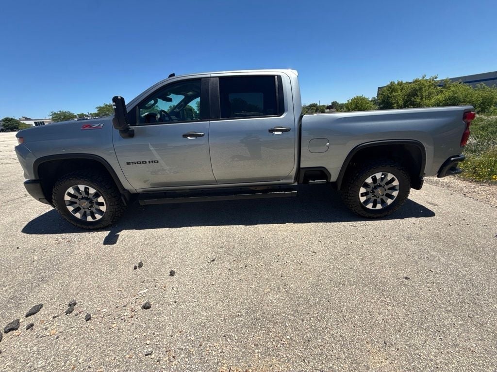 2024 Chevrolet Silverado 2500HD Custom