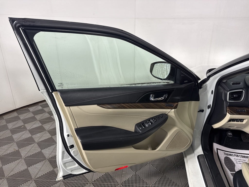 2018 Nissan Maxima Platinum