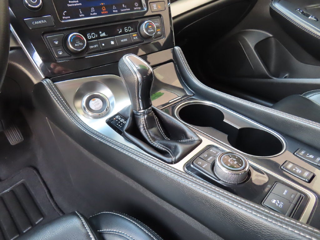 2023 Nissan Maxima SL