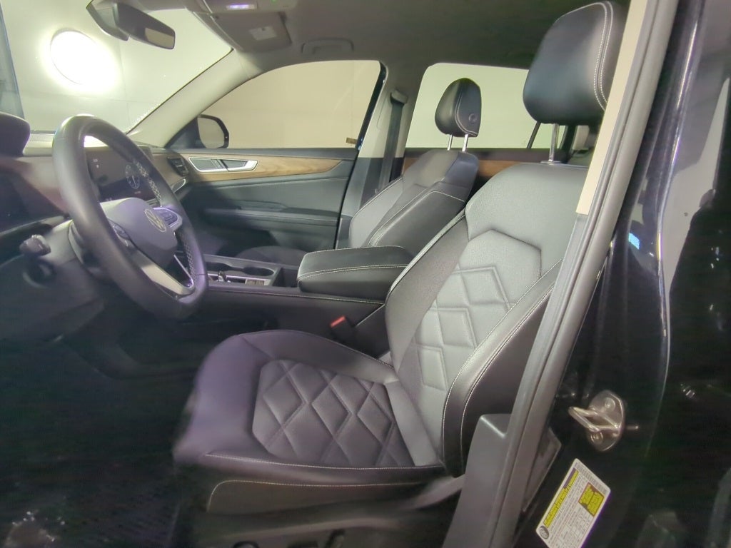 2024 Volkswagen Atlas 2.0T SE