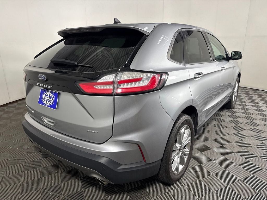2023 Ford Edge Titanium